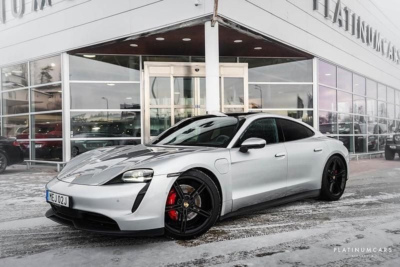 Begagnad Porsche Taycan 4S Performance Package 360 kW (490 HK) 2020 Silver Sedan