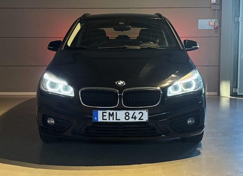 Begagnad BMW 218 Active Tourer 136 HK (100 kW) 2014 Svart Minibuss