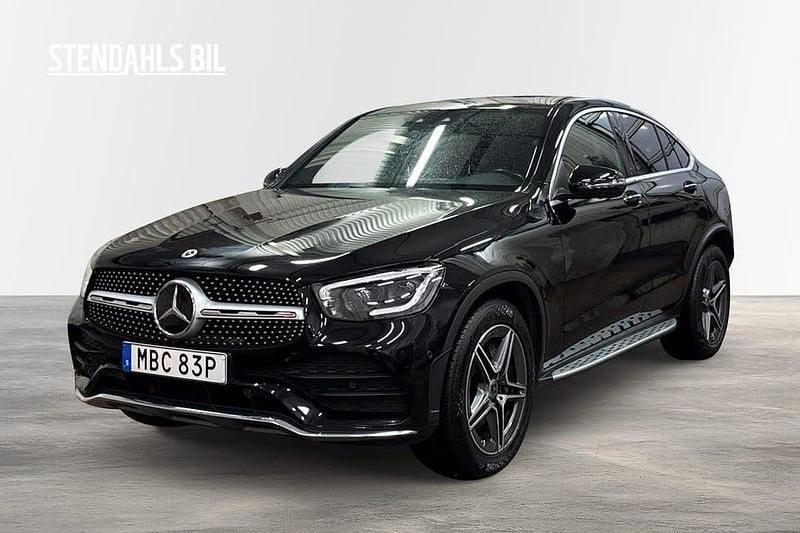 Svart Begagnad 2021 Mercedes GLC400d Sportkupé | 569 900 kr (Marknadspris) - Bild 1/4