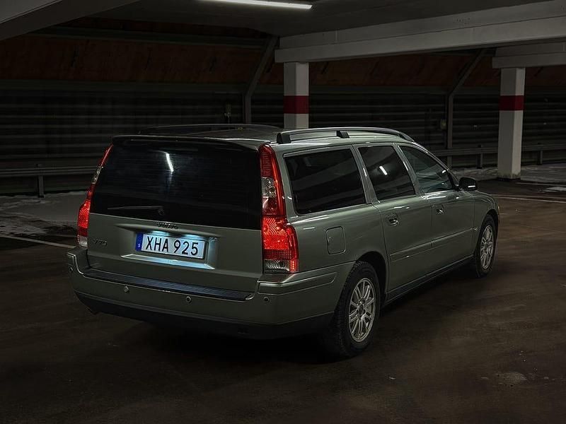 Begagnad Volvo V70 140 HK (102 kW) 2006 Kombi