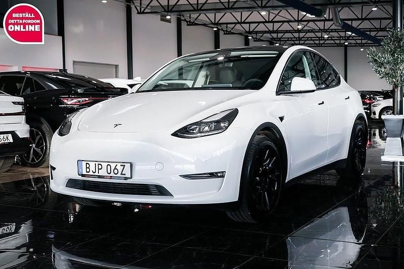 Vit Begagnad 2022 Tesla Model Y Long Range AWD SUV | 359 500 kr (Bra pris) - Bild 1/4