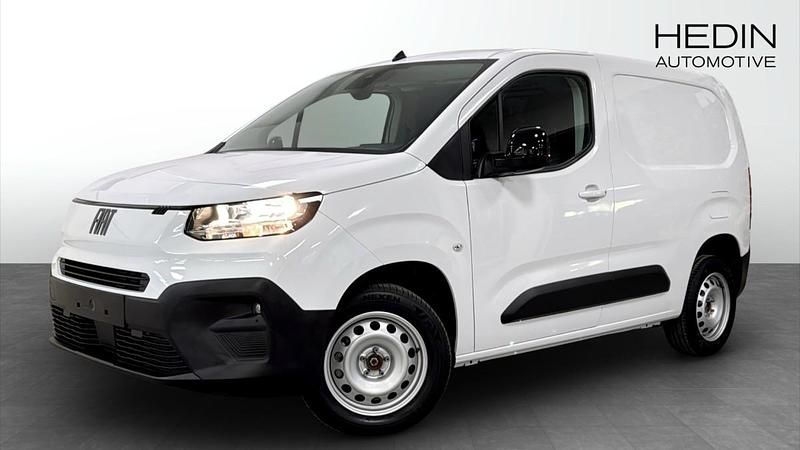 Vit Ny 2024 Fiat Doblò Minibuss | 309 900 kr - Bild 1/4