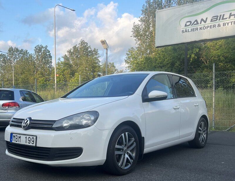 Vit Begagnad 2011 VW Golf VII GT Halvkombi | 96 900 kr (Dyr) - Bild 1/4