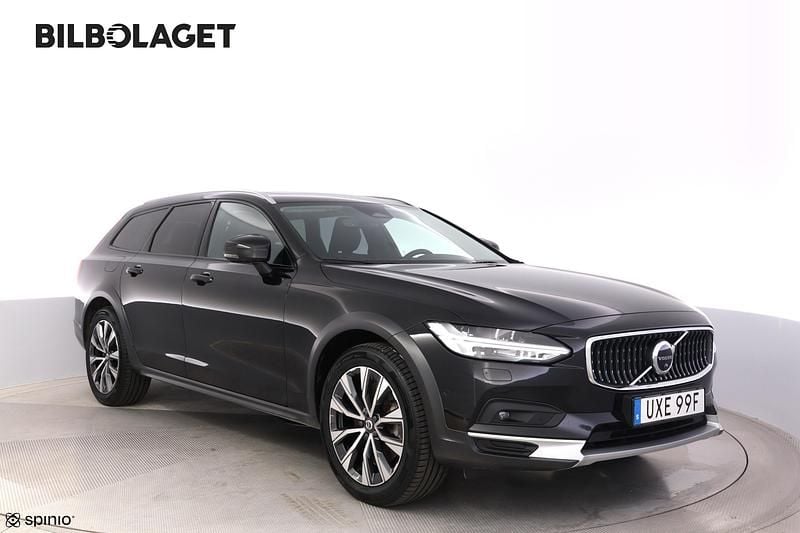 Svart Begagnad 2022 Volvo V90 CC Ultimate Kombi | 449 500 kr (Marknadspris) - Bild 1/4