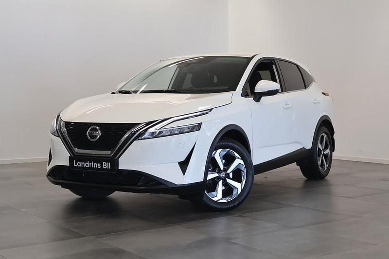 Vit Begagnad 2022 Nissan Qashqai N-Connecta SUV | 245 000 kr (Marknadspris) - Bild 1/4