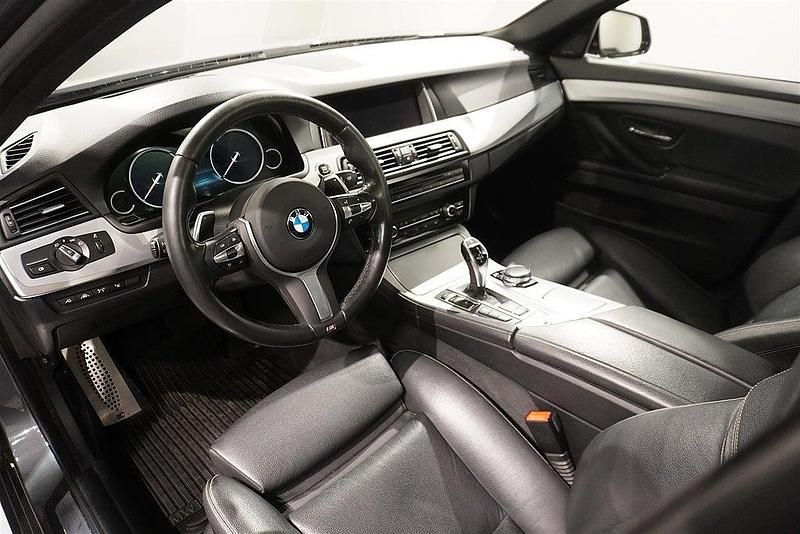 Begagnad BMW 535 M Sport 313 HK (230 kW) 2015 Grå Kombi