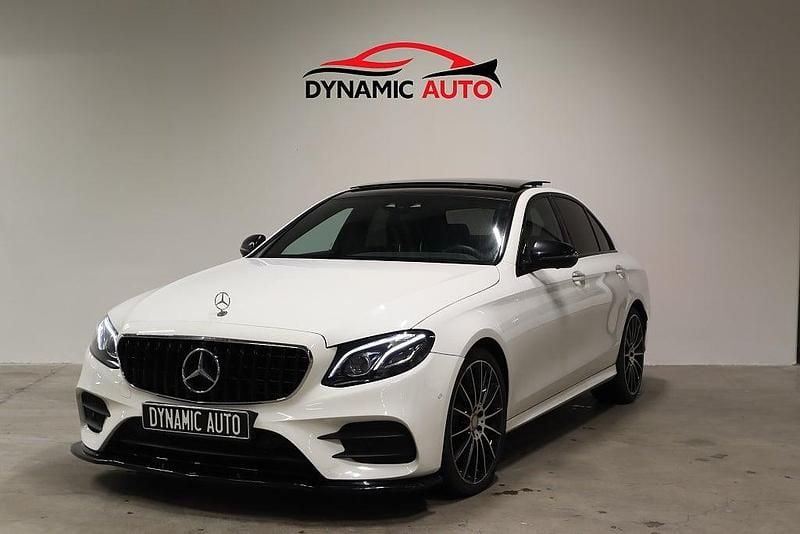Vit Begagnad 2016 Mercedes E220 AMG Sedan | 299 900 kr (Lite dyr) - Bild 1/4
