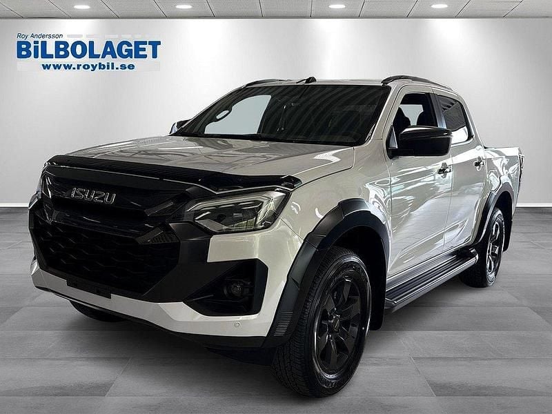 Vit Ny 2024 Isuzu D-Max Pickup | 712 375 kr (Marknadspris) - Bild 1/4