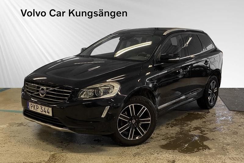 Begagnad Volvo XC60 Standard 190 HK (139 kW) 2017 Mörkblå SUV