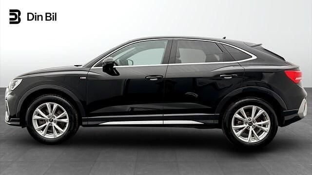 Begagnad Audi Q3 Sportback S-Line 245 HK (180 kW) 2023 Mytsvart metallic SUV