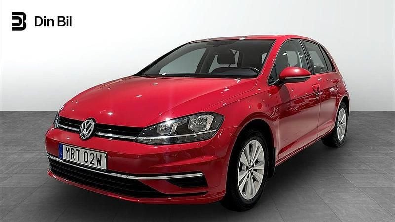 Tornado red Begagnad 2019 VW Golf VII Kombi | 164 500 kr (Marknadspris) - Bild 1/4