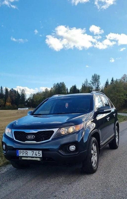 Blå Begagnad 2010 Kia Sorento EX SUV | 70 000 kr (Marknadspris) - Bild 1/4
