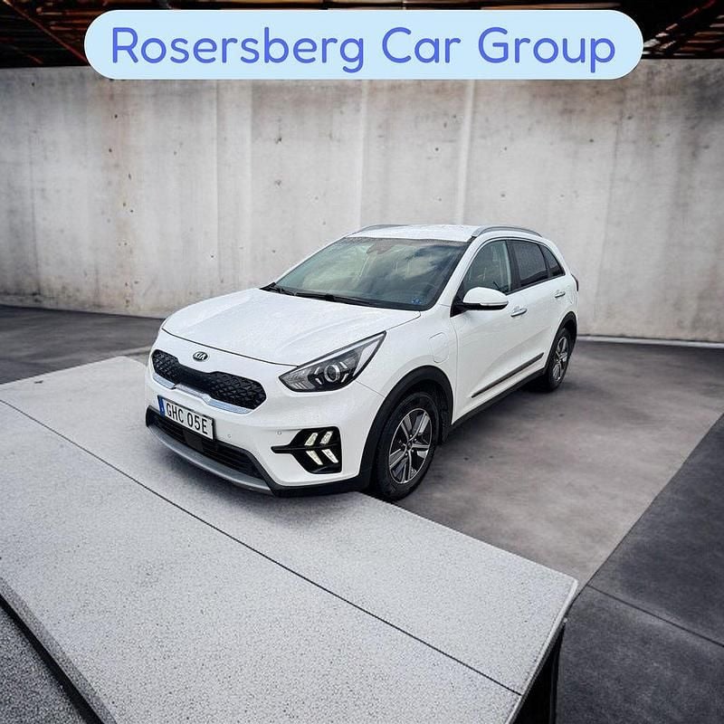 Vit Begagnad 2021 Kia Niro Advance SUV | 189 900 kr (Marknadspris) - Bild 1/4