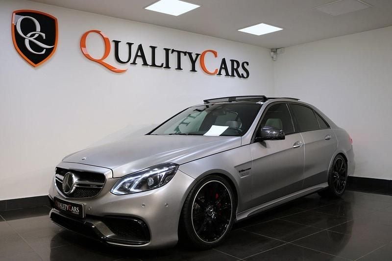 Grå Begagnad 2013 Mercedes E63 AMG AMG Sedan | 499 000 kr - Bild 1/4