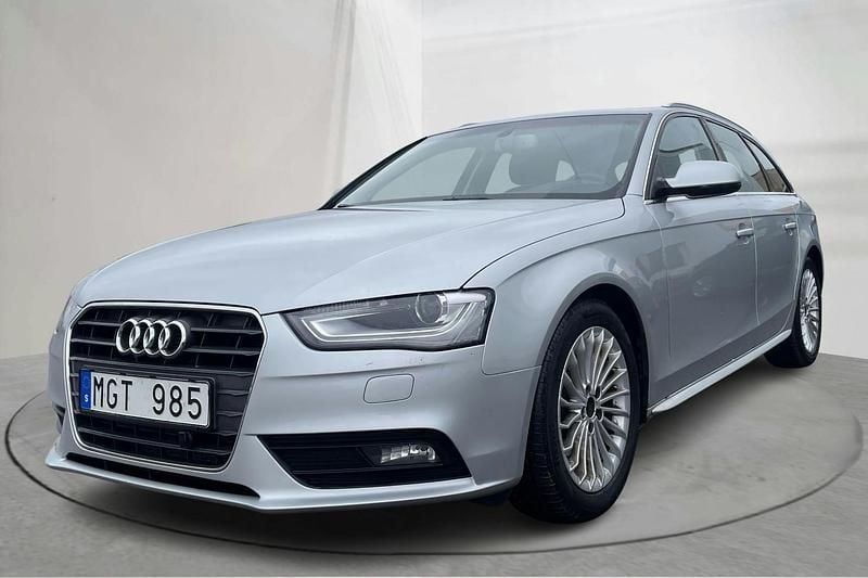 Silver Begagnad 2013 Audi A4 Kombi | 78 500 kr (Bra pris) - Bild 1/4