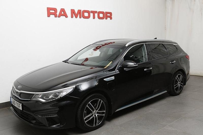Svart Begagnad 2019 Kia Optima Hybrid 2 Sedan | 219 900 kr (Marknadspris) - Bild 1/3