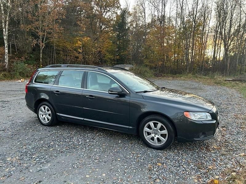 Begagnad 2012 Volvo V70 Kombi | 79 000 kr (Bra pris) - Bild 1/4