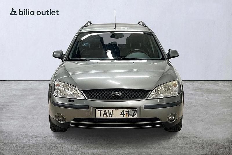 Begagnad Ford Mondeo 146 HK (107 kW) 2001 Grön Kombi