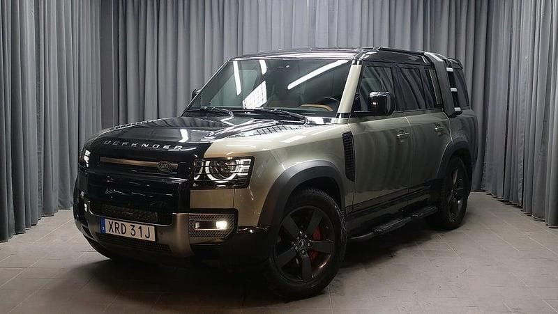 Grön Begagnad 2022 Land Rover Defender SE SUV | 949 000 kr (Marknadspris) - Bild 1/4