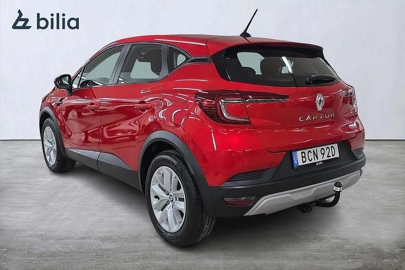 Begagnad Renault Captur Zen 162 HK (119 kW) 2022 Röd SUV