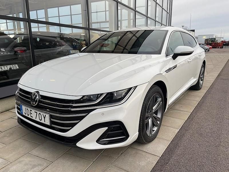 Vit Begagnad 2021 VW Arteon R-line Kombi | 279 900 kr (Marknadspris) - Bild 1/4