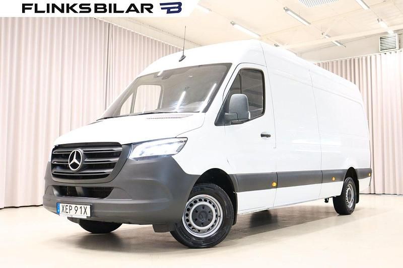 Vit Begagnad 2022 Mercedes Sprinter Van | 299 800 kr (Bra pris) - Bild 1/4