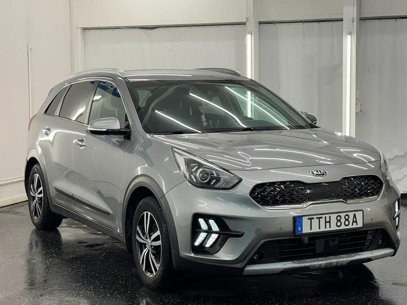 Begagnad Kia Niro Advance 141 HK (103 kW) 2019 Grå SUV