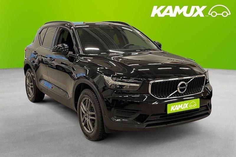 Svart Begagnad 2022 Volvo XC40 SUV | 269 900 kr (Bra pris) - Bild 1/4