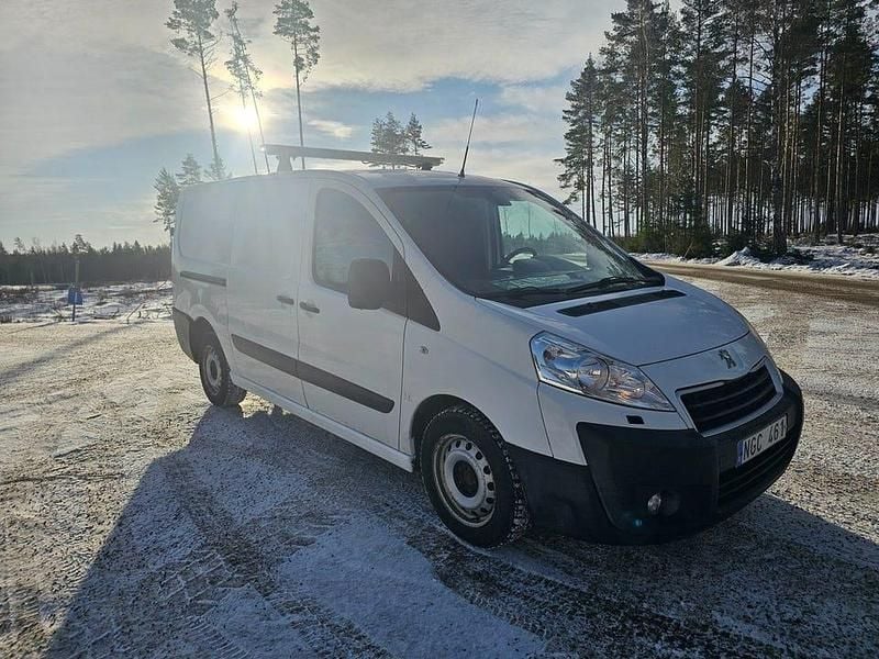 Begagnad Peugeot Expert 163 HK (119 kW) 2013 Vit Van