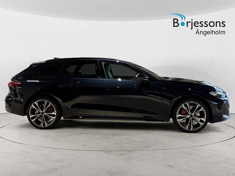 Ny Audi A5 S-Line 371 HK (272 kW) 2025 Blå Kombi