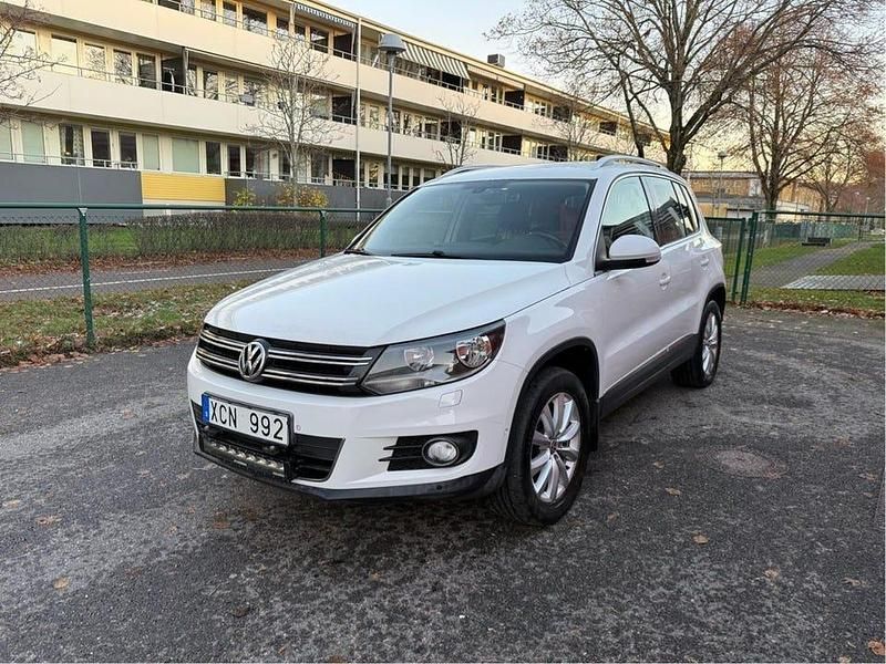 Begagnad 2012 VW Tiguan Sportline SUV | 95 000 kr (Marknadspris) - Bild 1/4