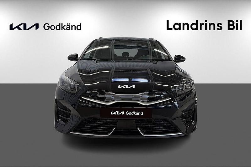 Begagnad Kia Ceed Sportswagon Advance 141 HK (103 kW) 2022 Svart pearl metallic Kombi