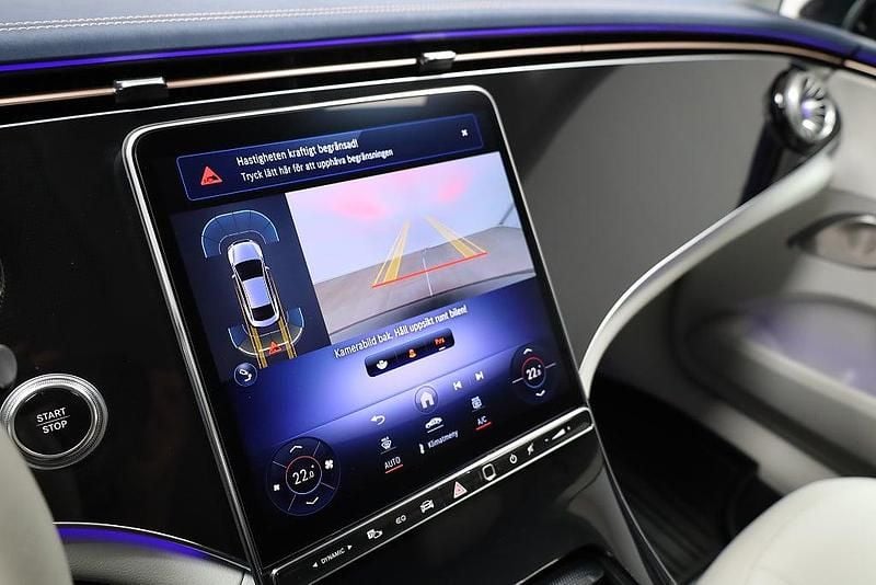 Begagnad Mercedes EQE300 AMG 180 kW (245 HK) 2023 Svart Sedan