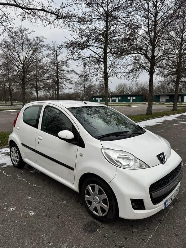 Begagnad 2011 Peugeot 107 Halvkombi | 29 500 kr (Marknadspris) - Bild 1/2