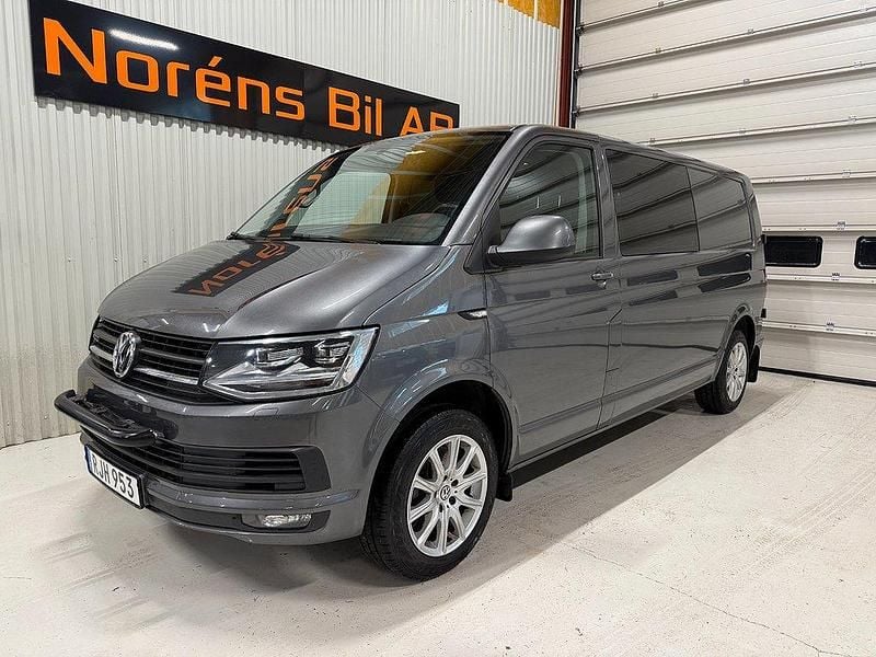 Grå Begagnad 2016 VW T6 Van | 199 000 kr (Marknadspris) - Bild 1/4
