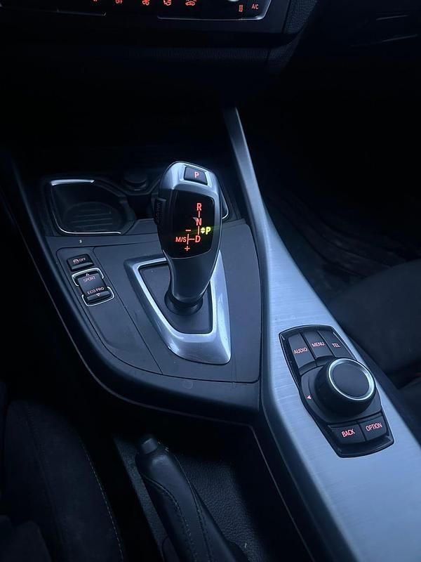 Begagnad BMW 118 143 HK (105 kW) 2013 Halvkombi