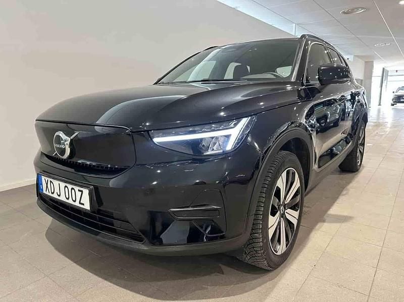 Svart Begagnad 2023 Volvo XC40 Single Motor SUV | 329 500 kr (Bra pris) - Bild 1/1