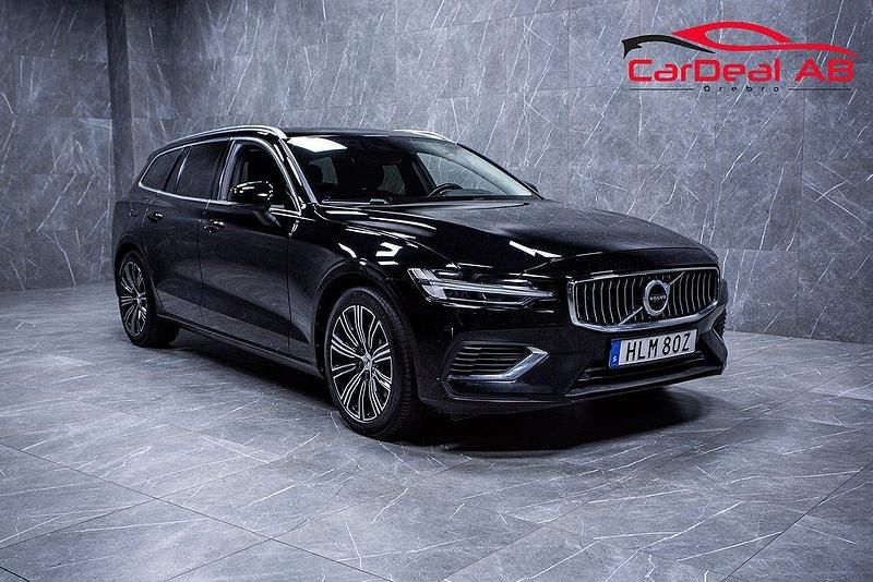 Svart Begagnad 2022 Volvo V60 Inscription Kombi | 338 800 kr (Marknadspris) - Bild 1/4