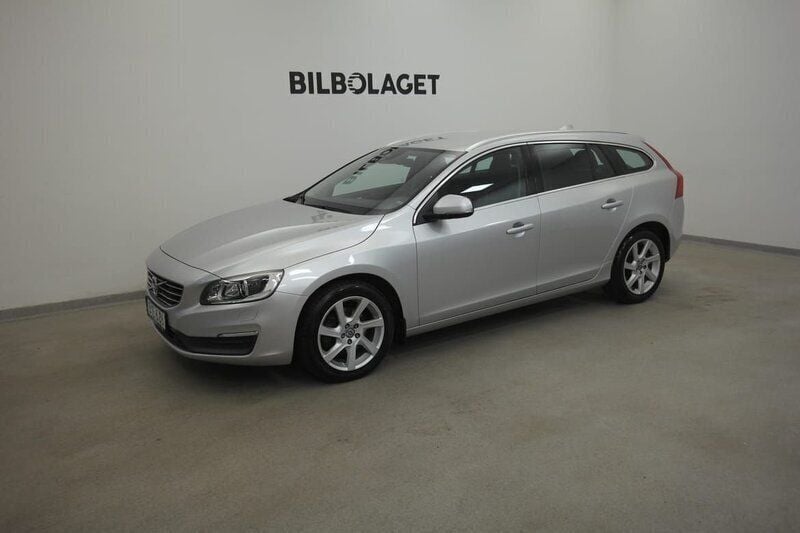 Silver Begagnad 2014 Volvo V60 Business Edition Kombi | 158 500 kr (Marknadspris) - Bild 1/4
