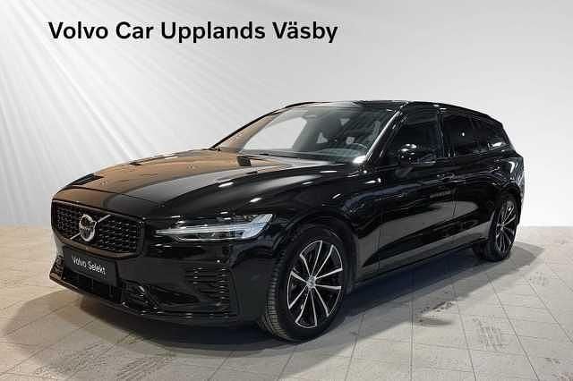 Begagnad Volvo V60 Plus 350 HK (257 kW) 2025 Svart Kombi