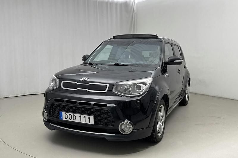 Begagnad Kia Soul 132 HK (97 kW) 2015 Svart SUV