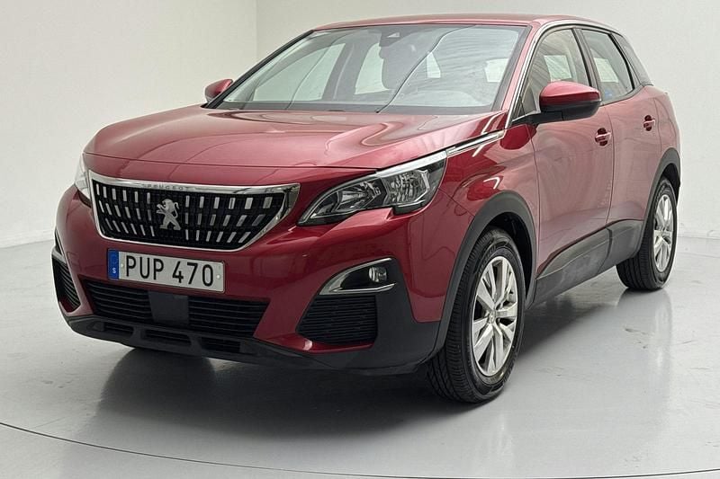 Mörkröd Begagnad 2018 Peugeot 3008 Active | 154 900 kr (Marknadspris) - Bild 1/4