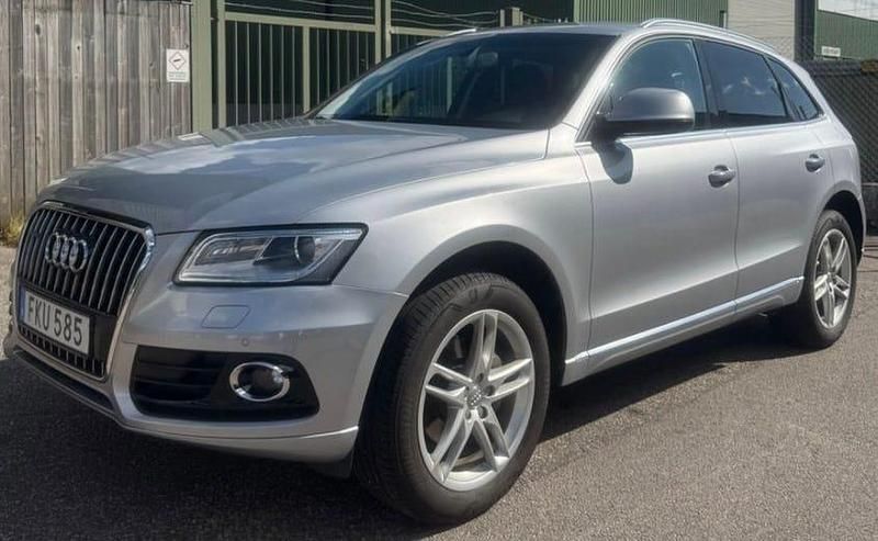Begagnad Audi Q5 190 HK (139 kW) 2015 Silver metallic SUV