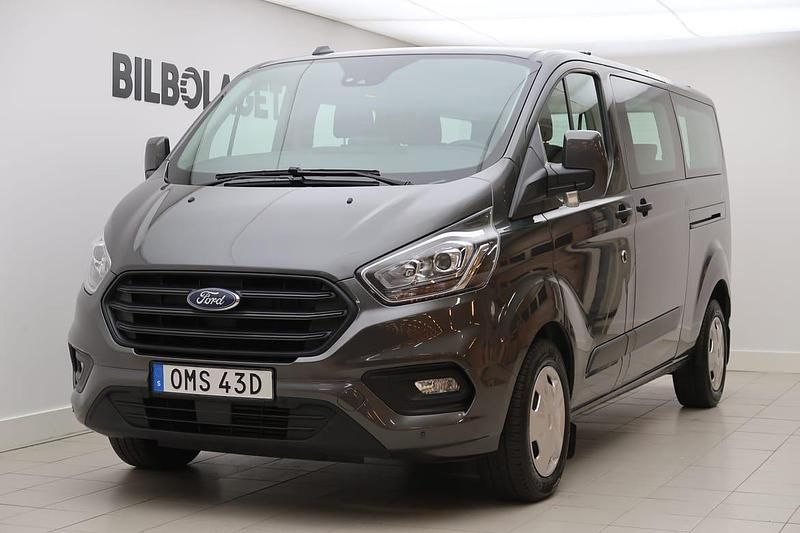 Grå Begagnad 2023 Ford Transit Custom Trend Kombi | 384 800 kr (Marknadspris) - Bild 1/4