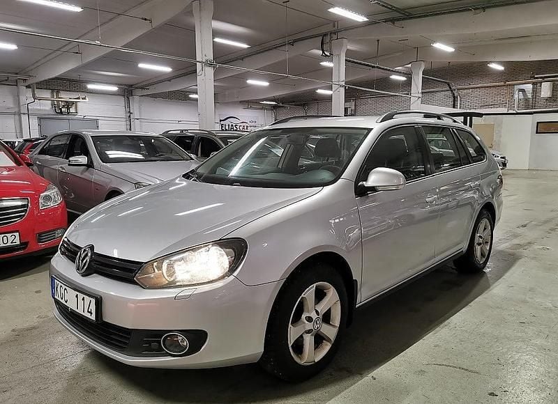 Begagnad VW Golf 102 HK (75 kW) 2009 Silver Kombi