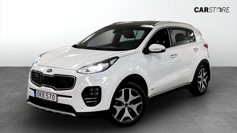 Vit Begagnad 2017 Kia Sportage GT-Line SUV | 149 900 kr (Bra pris) - Bild 1/4