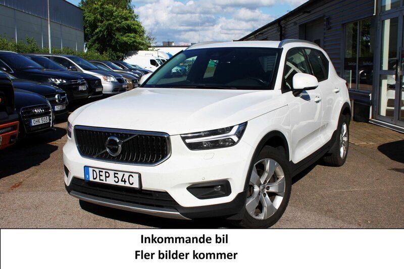 Vit Begagnad 2019 Volvo XC40 Momentum SUV | 224 900 kr - Bild 1/2