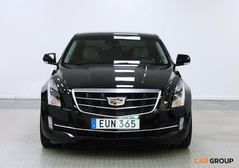 Svart Begagnad 2015 Cadillac ATS Sedan | 189 900 kr - Bild 1/4