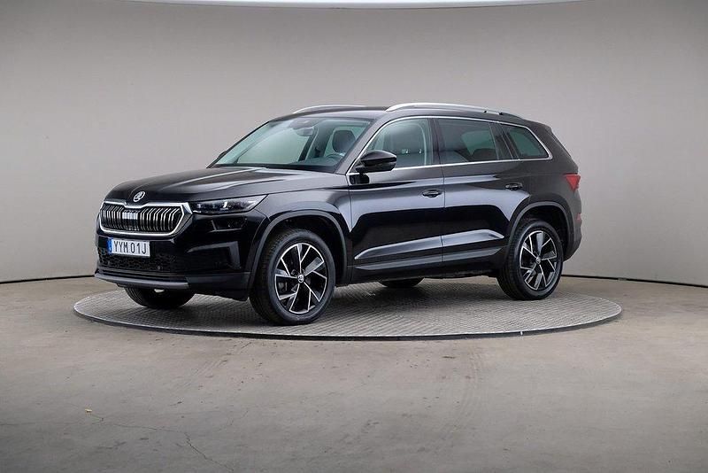 Svart Begagnad 2022 Skoda Kodiaq Style SUV | 395 000 kr (Marknadspris) - Bild 1/4