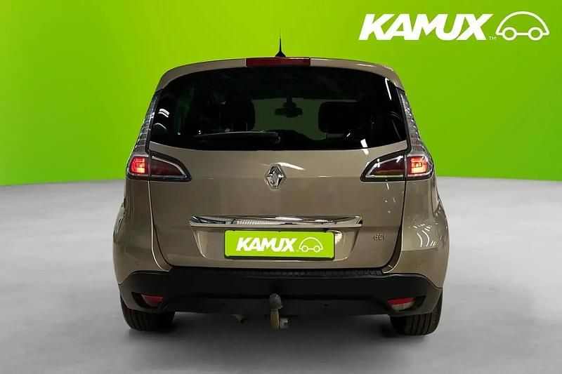 Begagnad Renault Scénic III Bose Edition 110 HK (80 kW) 2014 Brun Minibuss